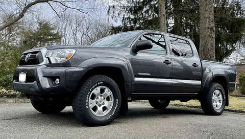 2015 Toyota Tacoma, Manual, 4x4 Off Road package for sale in Smithtown, NY