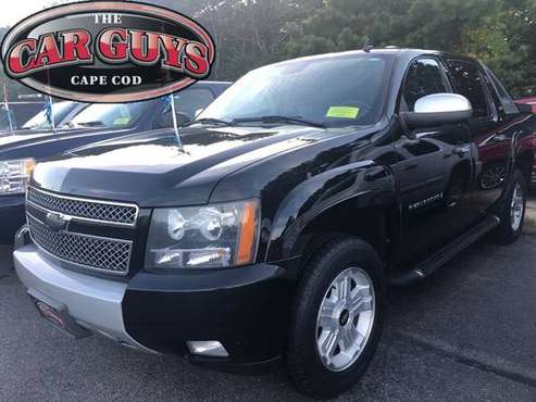 2008 Chevrolet Avalanche LTZ 4x4 4dr Crew Cab SB < for sale in Hyannis, MA
