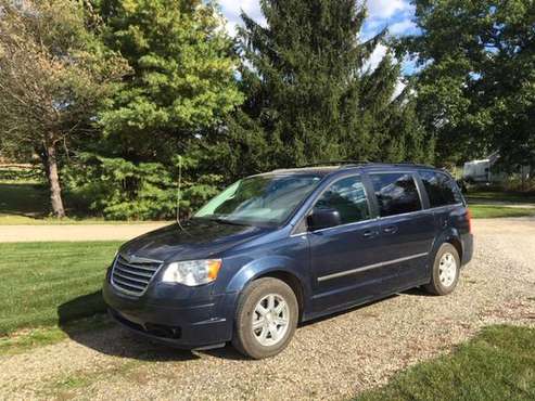 2009 Chrysler Town and Country Touring Mini-Van for sale in Milford, MI