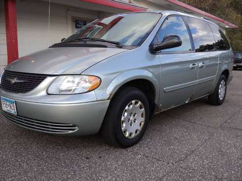 2004 CHRYSLER TOWN & COUNTRY LX for sale in Ham Lake, MN