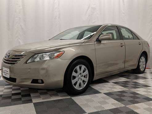 2007 TOYOTA CAMRY NEW GENER XLE for sale in North Randall, OH
