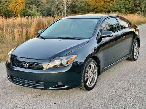 2009 TOYOTA SCION TC SPEC HATCHBACK Coupe panoramic sunroof new... for sale in Gainesville, FL