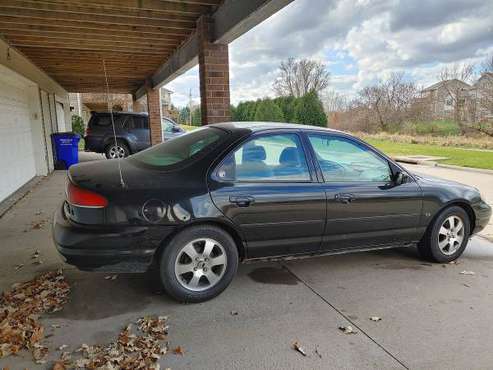 1999 Mercury Mystique - cars & trucks - by owner - vehicle... for sale in Iowa City, IA