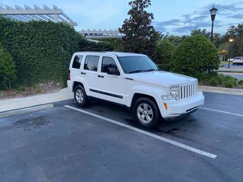 2012 Jeep Liberty - cars & trucks - by owner - vehicle automotive sale for sale in TAMPA, FL
