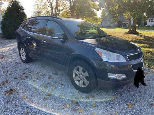 2011 Chevrolet Traverse LT AWD - cars & trucks - by owner - vehicle... for sale in Jefferson, OH