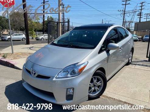 2011 Toyota Prius 5dr HB 5 with (2) 12V pwr outlets - cars & trucks... for sale in North Hollywood, CA