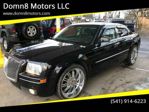 ***2009 Chrysler 300 Touring sedan**LOW MILES**22'S***SHARP!!**** -... for sale in Springfield, OR