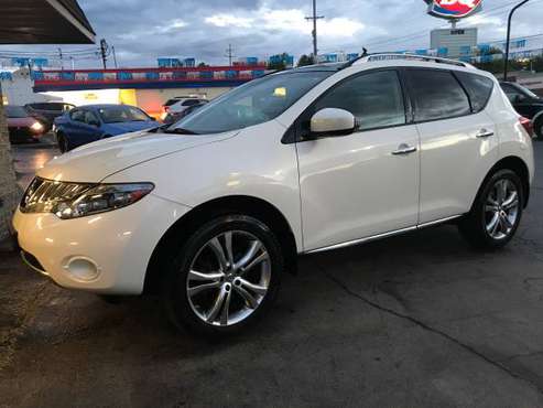 GORGEOUS SUV! NISSAN MURANO! LE! PANA ROOF! PEARL WHITE. MUST... for sale in Hubbard, OH