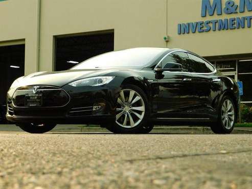 2014 Tesla Model S 60 Pano Roof / Rear Facing Jump Seat / 42,000... for sale in Portland, OR