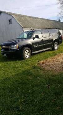 2010 Chevrolet Suburban 4WD - cars & trucks - by owner - vehicle... for sale in Woodman, IA