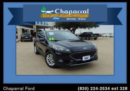 2020 Ford Escape Se ( Mileage: 19, 789! - - by dealer for sale in Devine, TX
