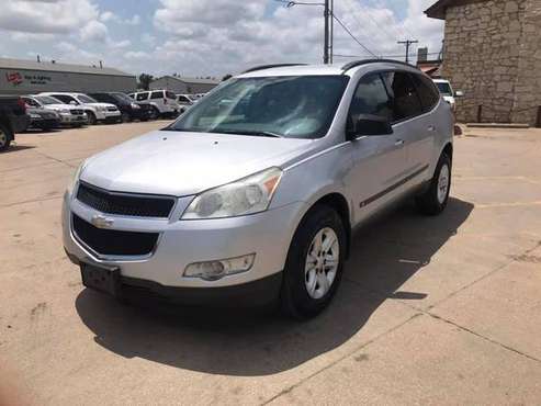 2009 CHEVY TRAVERSE LS ALL WHEEL DRIVE 3 SEATER 130K MILES GOOD PRICE for sale in Lincoln, NE