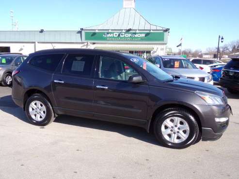 2014 CHEVY TRAVERSE LS FWD 4167 - - by dealer for sale in Oconomowoc, WI