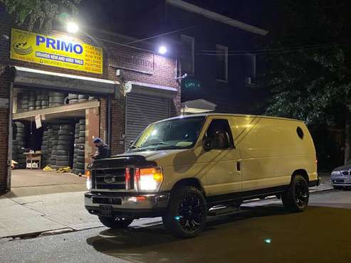 Passenger van for sale in Queens , NY