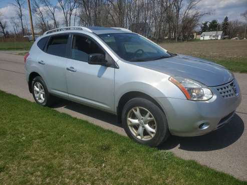 2010 Nissan Rogue S for sale in Elkhart, IN