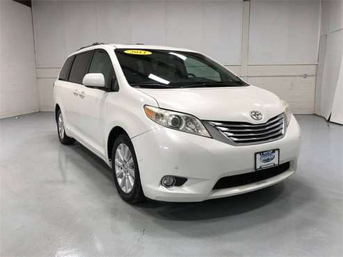 2011 Toyota Sienna with - - by dealer - vehicle for sale in Wapakoneta, OH