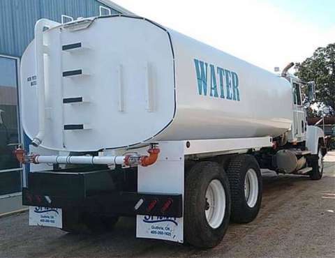2002 Mack 2002 Mack CH613 T/A Water Truck - cars & trucks - by... for sale in El Paso, TX