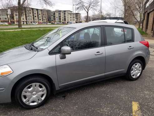 2010 Nissan versa s 1 owner for sale in Madison, WI