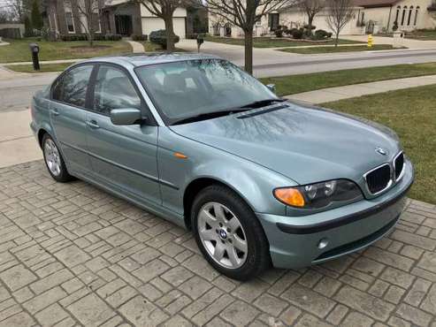 2002 BMW 325i Original Owner 5 speed manual - - by for sale in Wheeling, IL