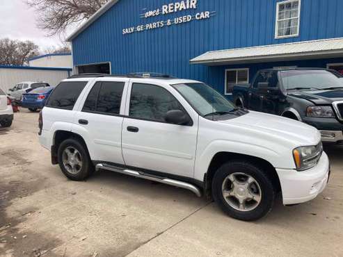 2008 Chevy Trailblazer - - by dealer - vehicle for sale in Des Moines, IA