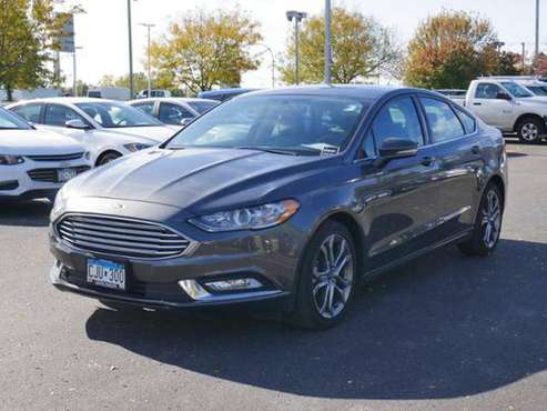 2017 Ford Fusion SE for sale in Walser Experienced Autos Burnsville, MN