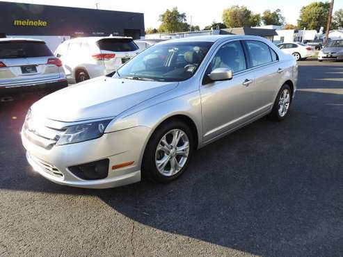 * Nice * 2012 Ford Fusion Sedan for sale in NOBLESVILLE, IN