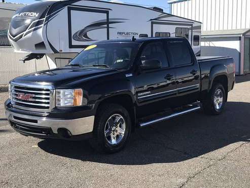 2011 GMC Sierra 1500 Crew Cab - Financing Available! - cars & trucks... for sale in Grand Junction, CO