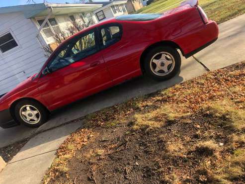 2005 Chevy Monte Carlo $1800 - cars & trucks - by owner - vehicle... for sale in milwaukee, WI