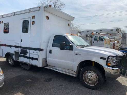 2004 Ford SUPER DUTY F-550 ENCLOSED UTILITY SERVICE TRUCK - cars &... for sale in Massapequa Park, NY