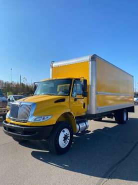 2015 Internationl 4300, 26Ft Box - cars & trucks - by owner -... for sale in West Chester, OH
