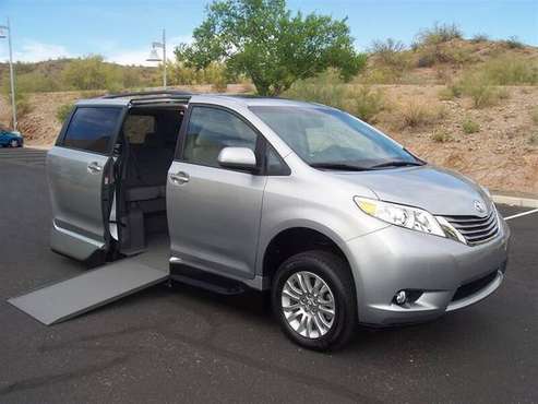 2015 Toyota Sienna XLE Wheelchair Handicap Mobility Van - cars & for sale in Phoenix, WI