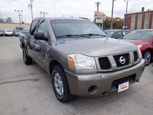 2007 Nissan Titan Crew Cab XE 4WD TAn for sale in Des Moines, IA