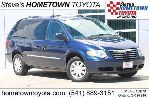 2005 Chrysler Town Country Touring - - by dealer for sale in Ontario, ID