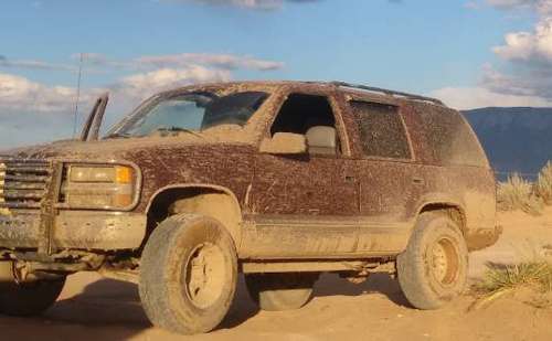 99 lifted chevy tahoe 4x4 OBO - cars & trucks - by owner - vehicle... for sale in Albuquerque, NM