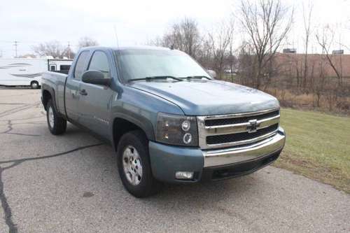 2007 Chevy Silverado 1500, SLT - cars & trucks - by dealer - vehicle... for sale in Grand Rapids, MI