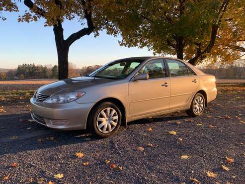 2005 Toyota Camry - cars & trucks - by owner - vehicle automotive sale for sale in Coopersburg, PA