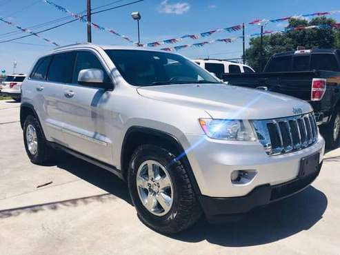2012 JEEP GRAND CHEROKEE - cars & trucks - by dealer - vehicle... for sale in McAllen, TX