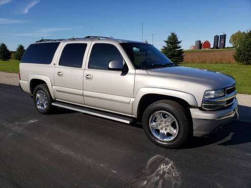 Very Nice Rust Free 2006 Chevy Suburban LT for sale in Watertown, WI