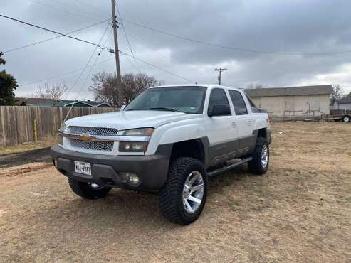 2002 Chevy Avalanche - cars & trucks - by owner - vehicle automotive... for sale in Amarillo, TX