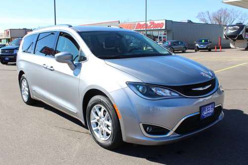 2020 Chrysler Pacifica Touring L - - by dealer for sale in Wisconsin Rapids, WI