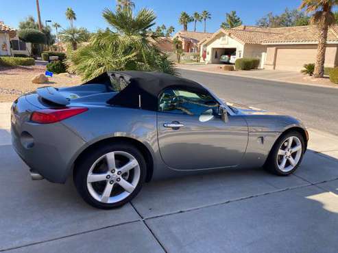 2006 Pontiac Solstice Convertible - cars & trucks - by owner -... for sale in Surprise, AZ