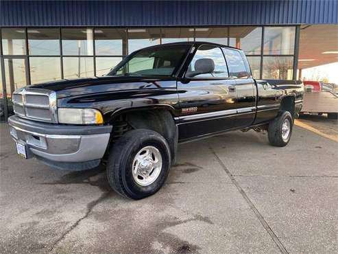 2001 Dodge Ram Pickup 2500 SLT Quad Cab 4WD LB - cars & trucks - by... for sale in Albany, OR