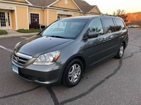 2007 Honda Odyssey EXL - cars & trucks - by owner - vehicle... for sale in Southbury, CT