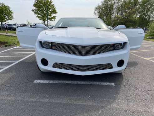 2012 Chevy Camaro V6 Like New for sale in Narberth, PA