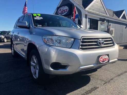 2009 Toyota Highlander Base AWD 4dr SUV **GUARANTEED FINANCING** for sale in Hyannis, MA
