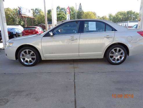 2006 LINCOLN ZEPHYR sedan EZ FINANCING AVAILABLE for sale in Springfield, IL