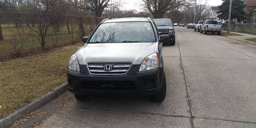 05 CR-V AWD - cars & trucks - by owner - vehicle automotive sale for sale in Racine, WI