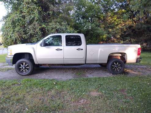 Chevy 2500 LT Duramax - cars & trucks - by owner - vehicle... for sale in Elma, NY