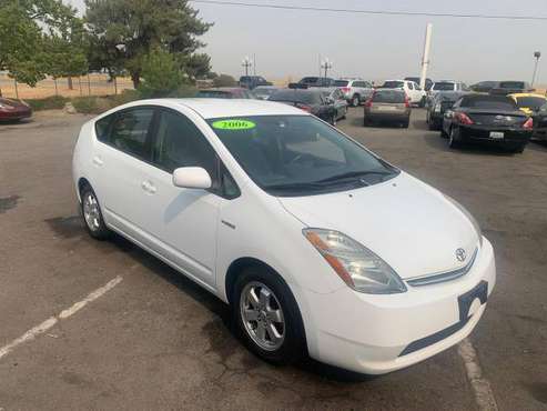 2006 TOYOTA PRIUS TOURING WE WILL BEAT ANYBODYS PRICE - cars &... for sale in Madera, CA