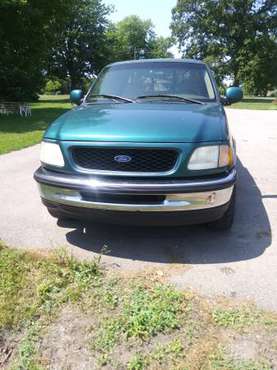 1997 Ford Cre Cab F150 Pick up for sale in Auburn, MI
